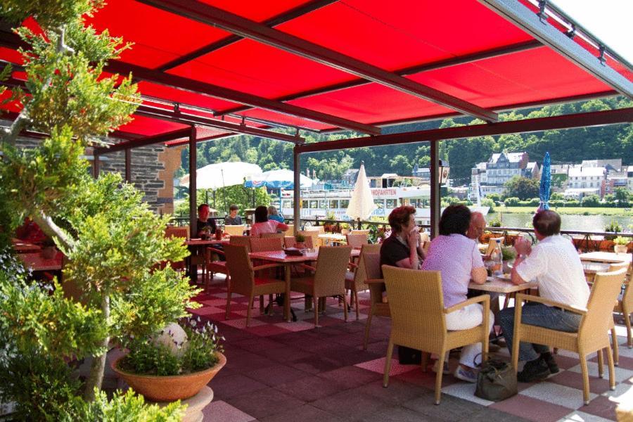 Hotel Vier Loewen Traben-Trarbach Exterior foto